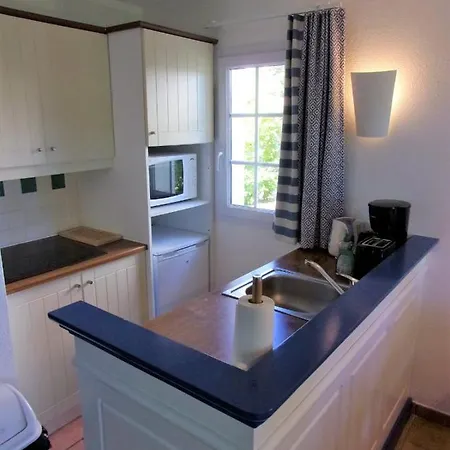 Bright 50 M For 6 With Balcony And Garden Casa de Férias *