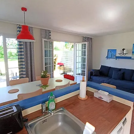 Ferienhaus Bright 50 M For 6 With Balcony And Garden