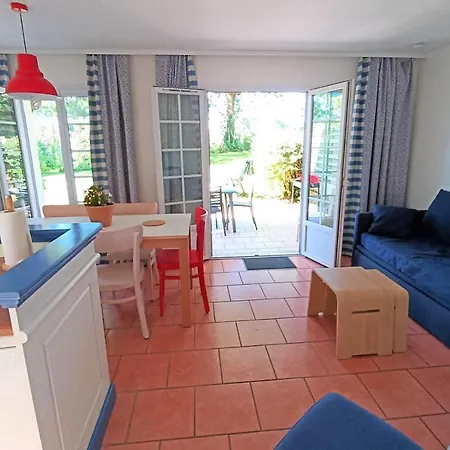 Bright 50 M For 6 With Balcony And Garden